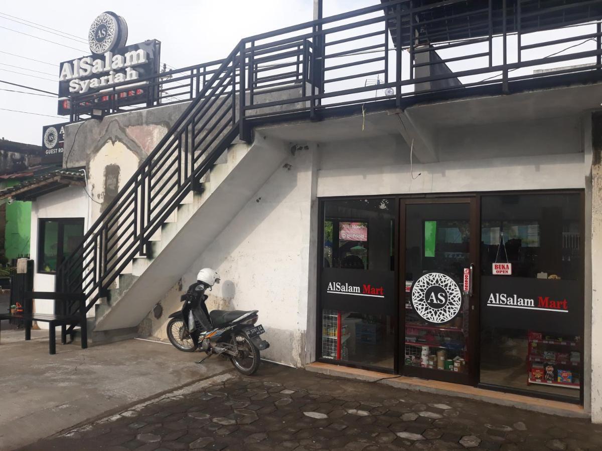 Alsalam Syariah Guesthouse Solo Dış mekan fotoğraf