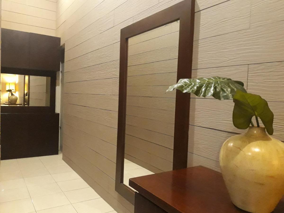 Alsalam Syariah Guesthouse Solo Dış mekan fotoğraf