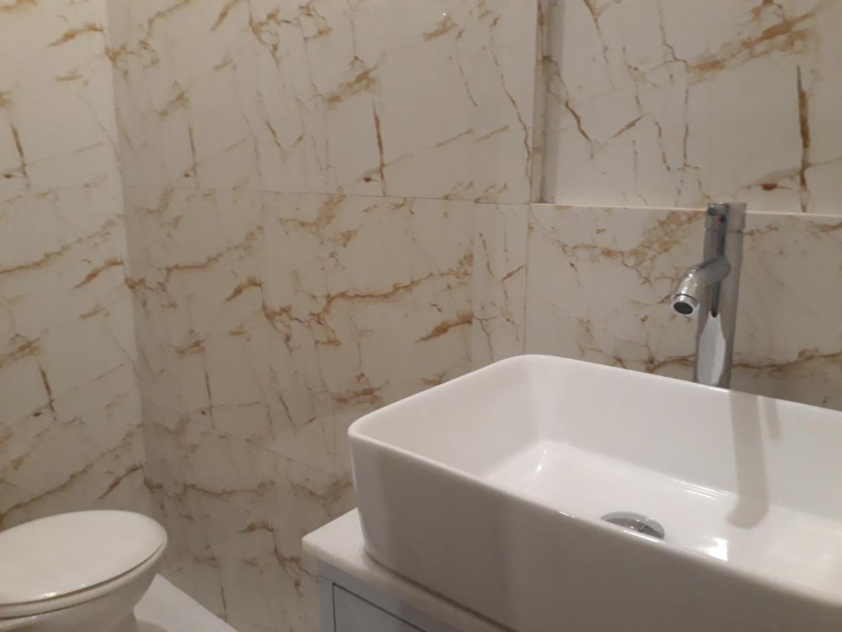 Alsalam Syariah Guesthouse Solo Dış mekan fotoğraf