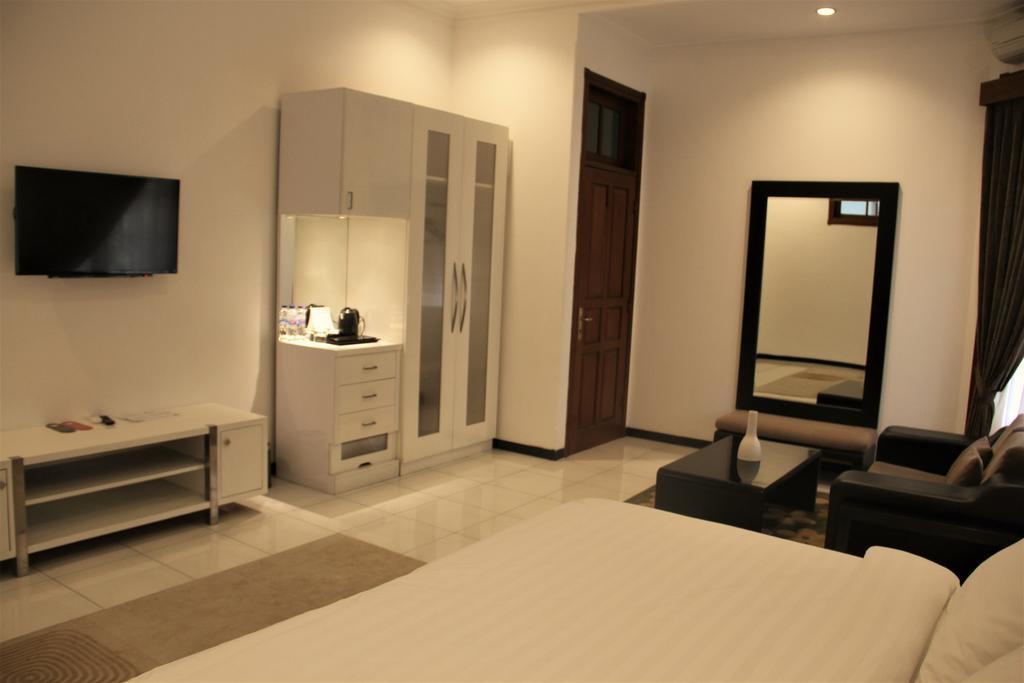 Alsalam Syariah Guesthouse Solo Dış mekan fotoğraf