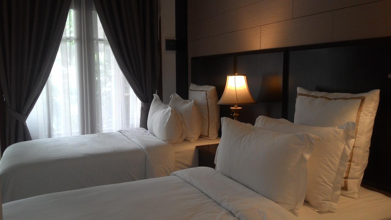 Alsalam Syariah Guesthouse Solo Dış mekan fotoğraf